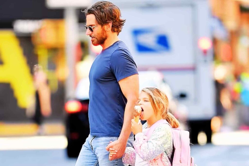 Bradley Cooper and his 7-year-old daughter