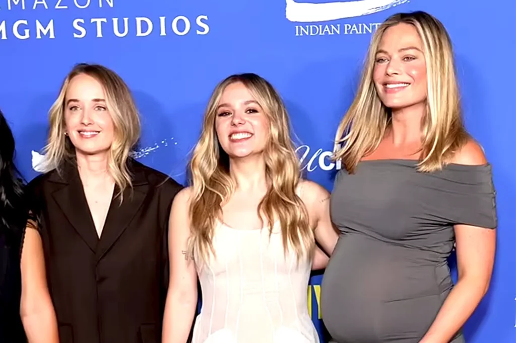 Margot Robbie makes an interesting appearance with her baby bump