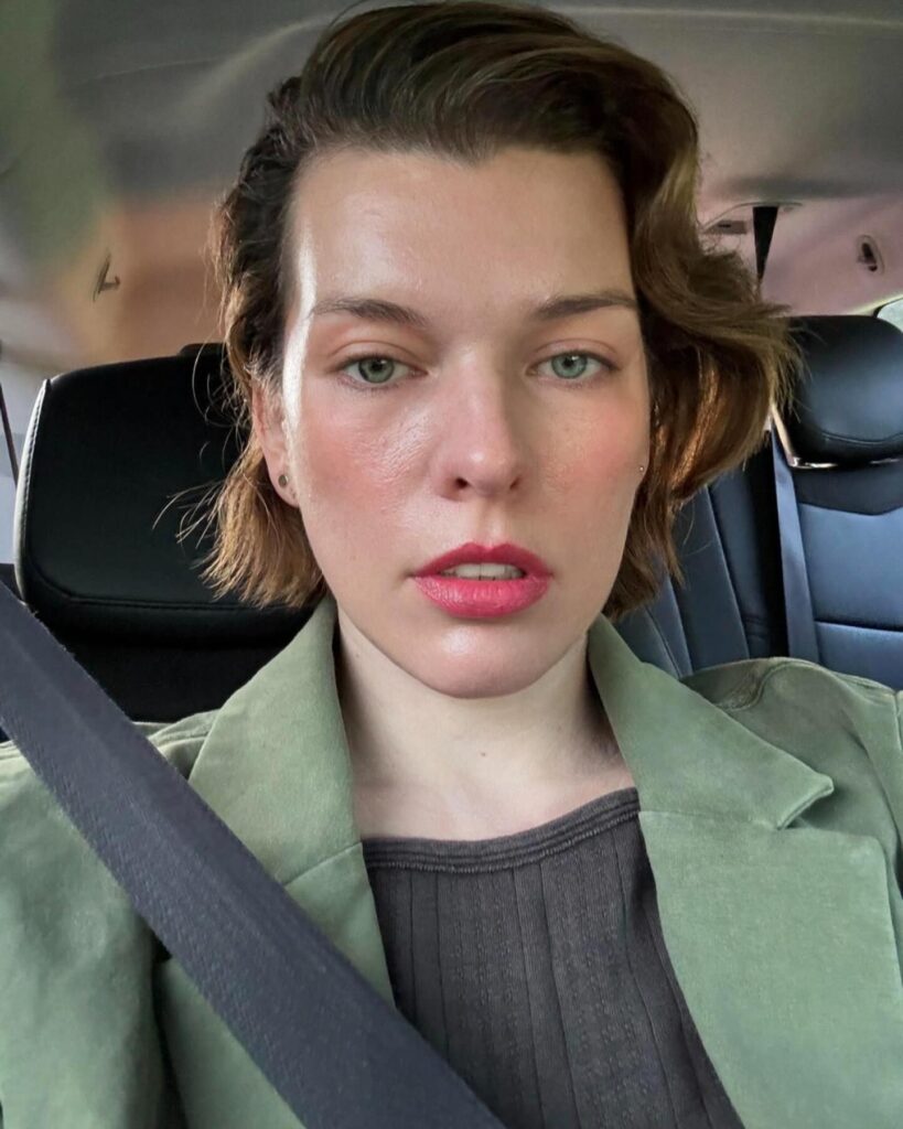 Milla Jovovich shared several pictures after her long hiatus. The pictures show a remarkable change in her.